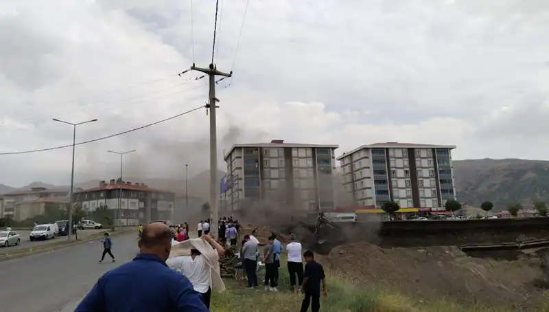 Bitlis’te Doğalgaz Hattında Patlama: Can ve Mal Kaybı Yaşandı