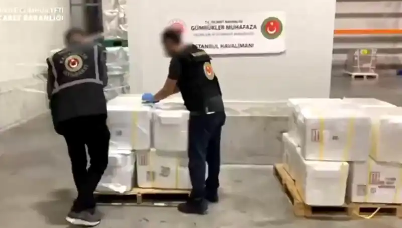 İstanbul Havalimanı’nda Şok! 455 Kilo Kokain Ele Geçirildi