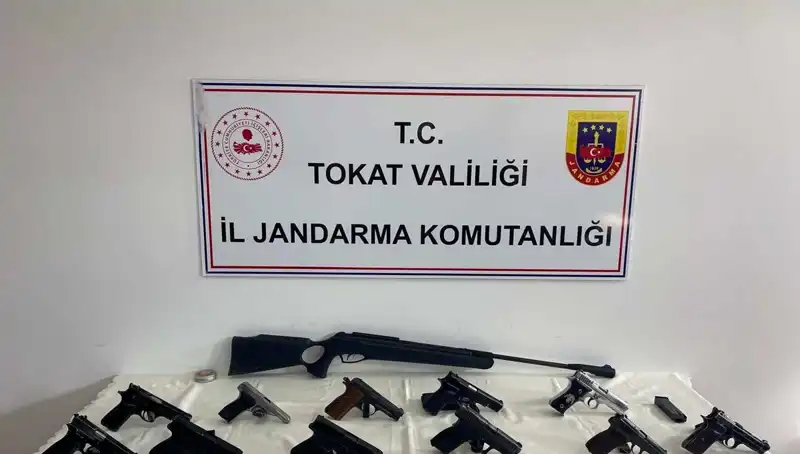 Tokat'ta Kaçak Silah Operasyonu: İki Şahsın Yakalandığı Gelişme