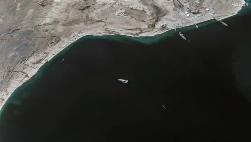 Yunan Gemisine Fırtına Gibi Saldırı: Mürettebatın Korku Dolu Kurtuluş Hikayesi