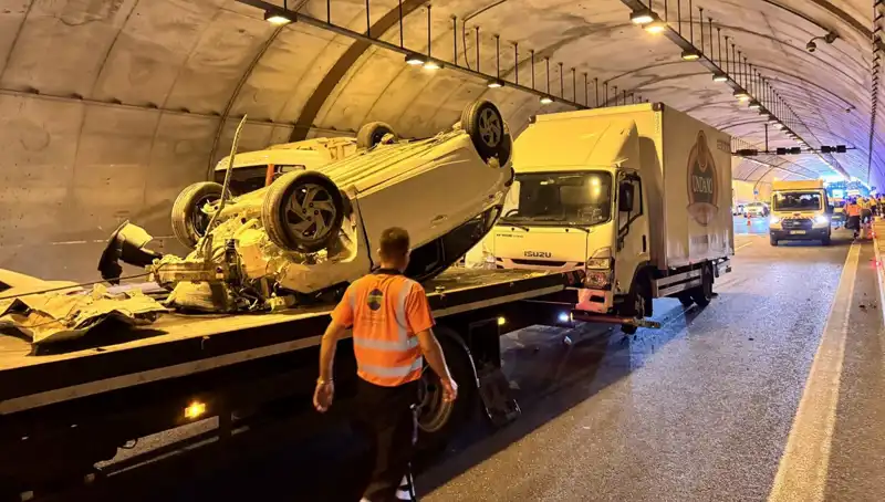 Kuzey Marmara Otoyolu'nda Trafik Kazası: Otomobil ile Kamyonet Çarpıştı, Yaralılar Var!