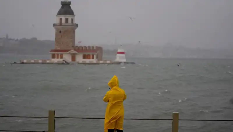 İstanbul'da Bahar Havası Bitecek: Tarih Verildi, Değişim Yolda!