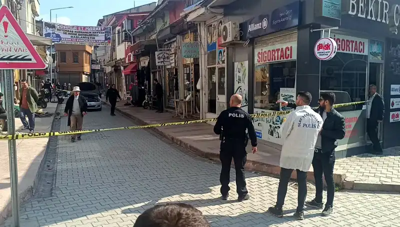 El Şakası Korkunç Bir Olayla Sonuçlandı: Pompalı Tüfekle Ateş Açan Biri Var