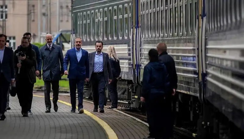 Dışişleri Bakanı Fidan'ın Ukrayna Ziyareti, Yeni İş Birliklerine Kapı Açtı!