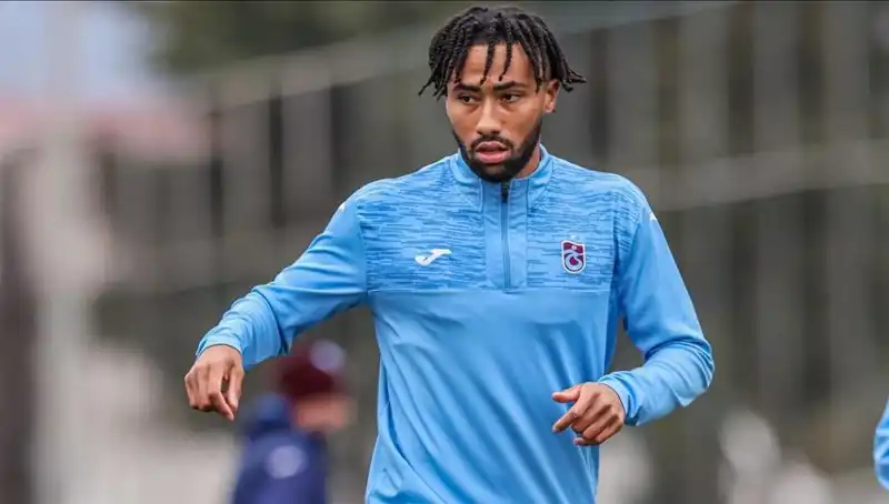 Trabzonspor'a Folcarelli'den Gelen Olumsuz Gelişmeler Takımı Sarsıyor!