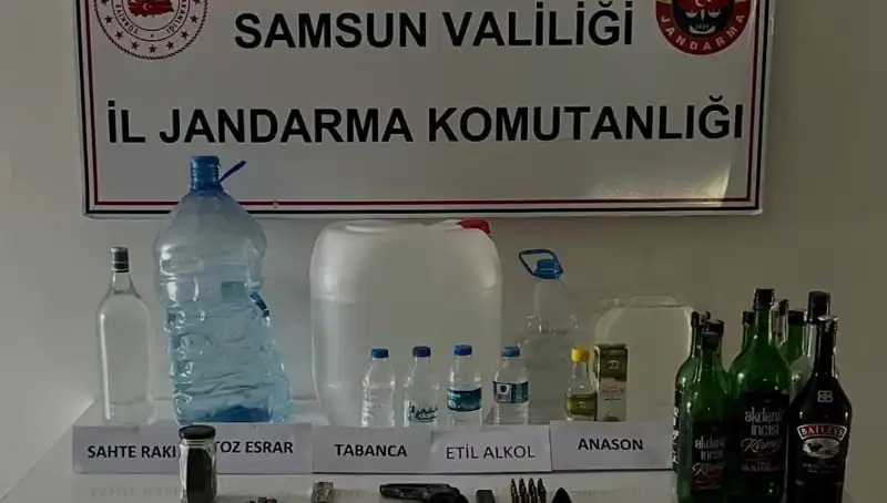 Samsun'da Sahte İçki Operasyonunda Milyonlarca Lira Değerinde Malzeme Ele Geçirildi