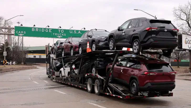 Toyota, ABD Pazarında Hibrit Araç Üretimini Vurguluyor