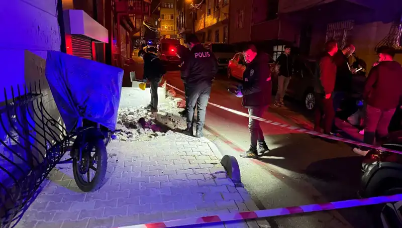 Küçükçekmece'de Plakasız Motosikletli Saldırı: Olayın Ardındaki Gerçekler