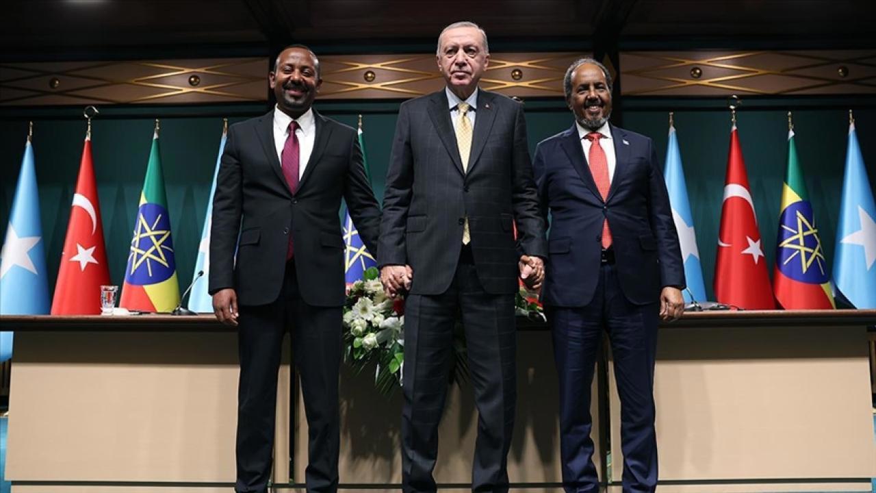 Ankara Bildirisi ile Çözüm Arayışı Güçleniyor