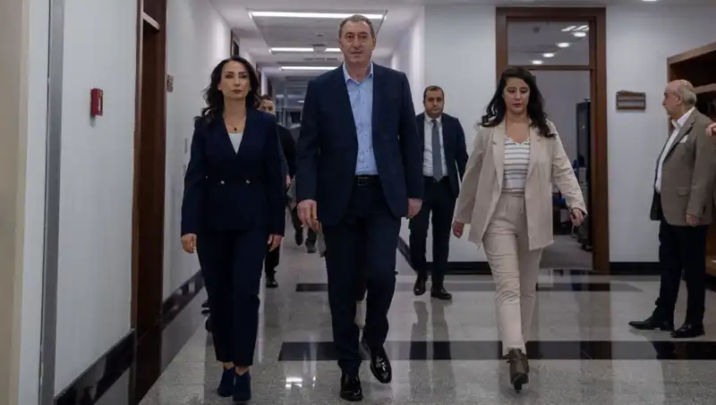 DEM Parti Heyeti Siyasi Parti Turu ile Sıcak Gelişmelere İmza Atıyor