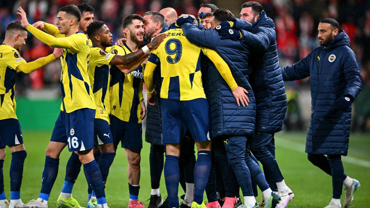 Fenerbahçe, Prag deplasmanından galibiyetle ayrıldı