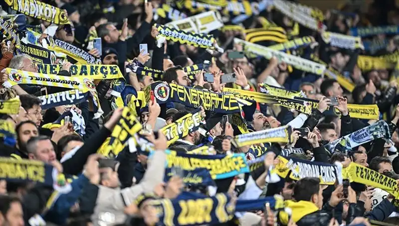 Fenerbahçe Kombine Fiyatları Açıklandı: Taraftarların Beklentileri Neler?