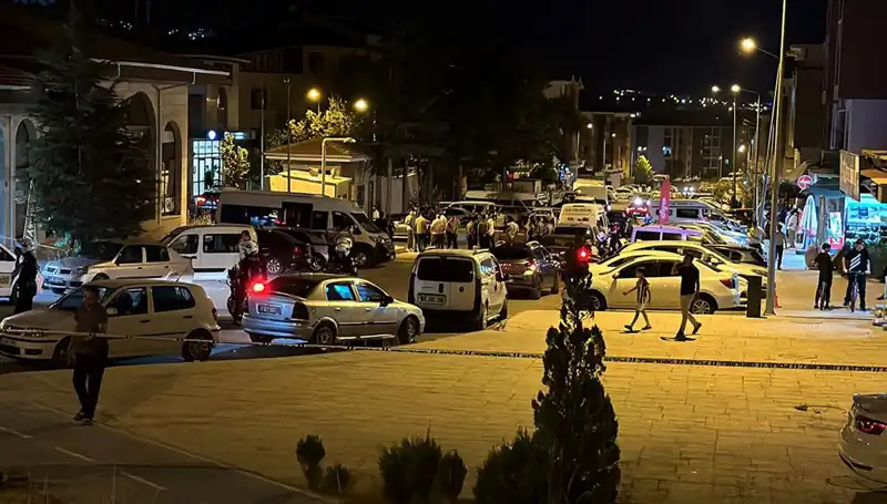 İki Aile Arasında Ortaya Çıkan Kavga: 1 Ağır Yaralı, 3 Yaralı
