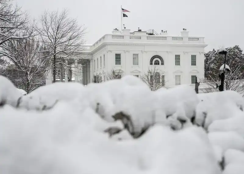 ABD’de Kar Fırtınası Alarmı: Washington’da Acil Durum İlan Edildi!