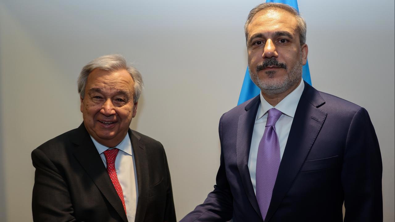 Bakan Fidan, BM Genel Sekreteri Guterres ile İstanbul'da bir araya geldi.