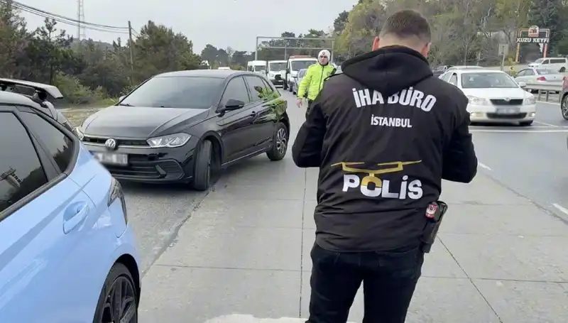Emniyet Şeridi İhlali Yüzünden Başına Gelenler: İnanılmaz Olay!