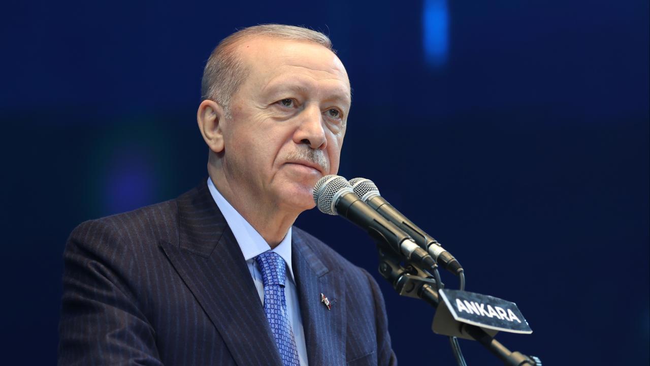 Erdoğan: Karar verenlere kimse ayar veremez