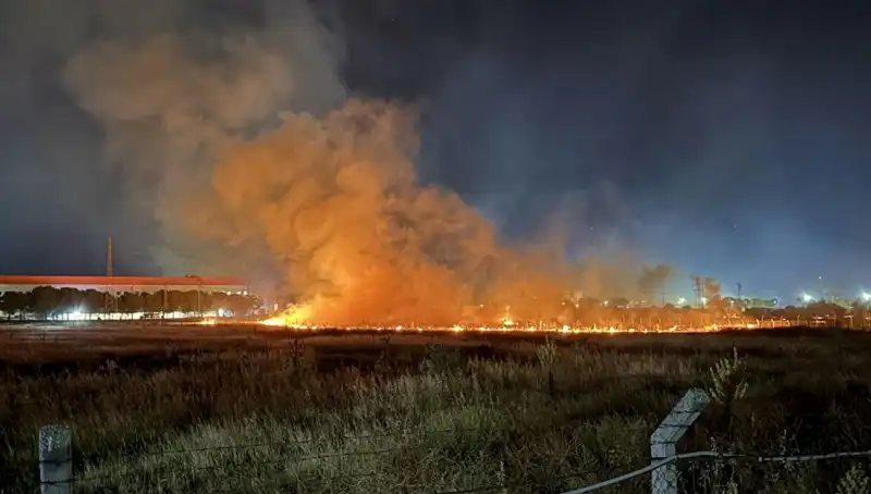 İzmir’de Gece Yarısı Yangın Paniği: Neler Oldu?