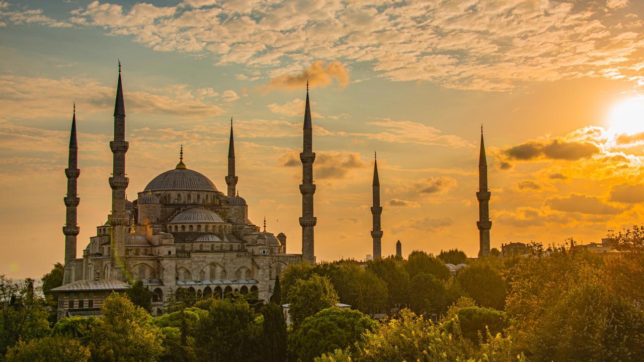 'Rahmet ve Bereket Mevsimi' Üç Aylar Yarın Başlıyor!