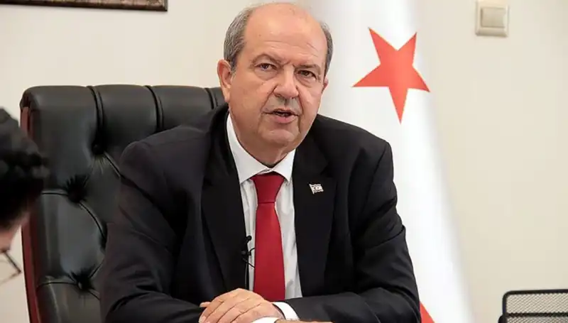 Kıbrıs'ta Paskalya Mesajı Üzerine Tatar'dan Sert Tepki Geldi