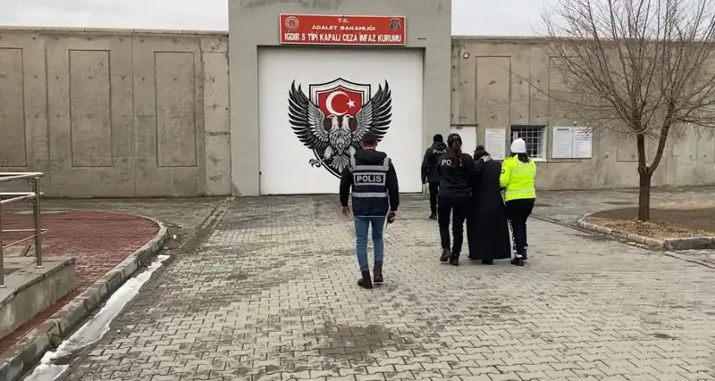 43 Yıl Hapis Cezası Olan Yabancı Uyruklu Şüpheli İstanbul'da Yakalandı