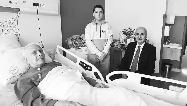 AK Parti Kurucusu Burhan Abiş, Hayatını Kaybetti: Siyasi Mirası Neler İçeriyor?