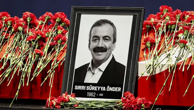 Meclis’te Sırrı Süreyya Önder’in Anması: Politika Dünyasında Unutulmaz Bir İsim