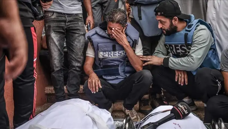Gazze'deki Gazetecilerin Sesleri: Soykırım Eylemleri ve Siyasetin Gölgesinde Kayıp Hayatlar