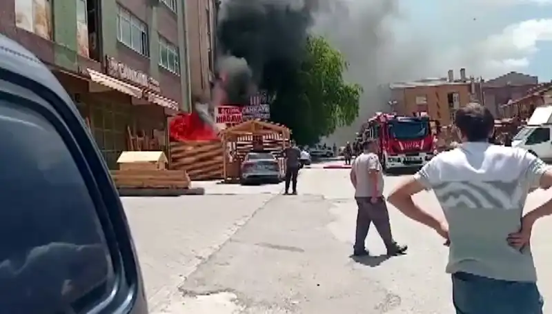 Ankara'da İş Yerlerinde Büyük Yangın: Alınan Önlemler Yetersiz mi?