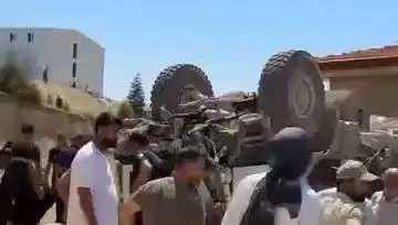 Freni Patlayan İş Makinesi Dehşet Saçtı: Bir Yaralı Var