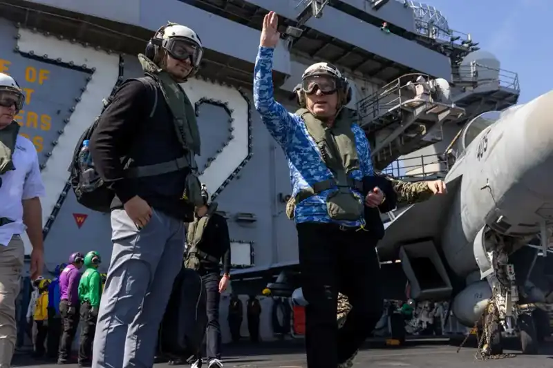 ABD Umman Ekipleri Müzakere Masasından Savaş Gemisine Geçti!