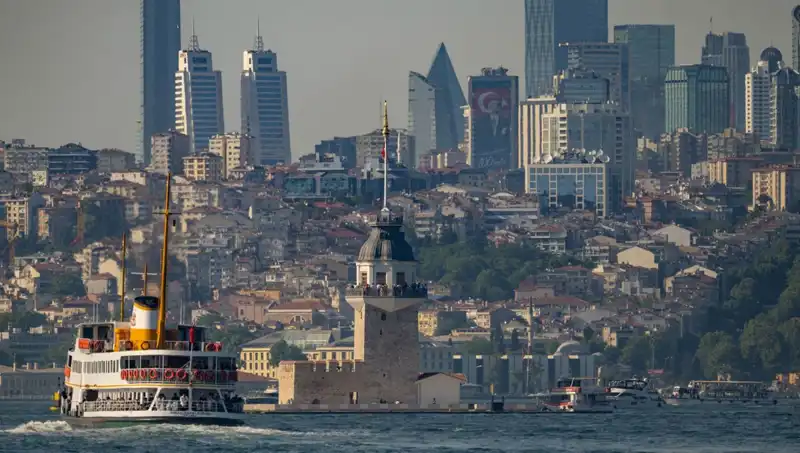 İstanbul’a Hafta Sonu Yaz Havası Geliyor: Plajlar Hazır!