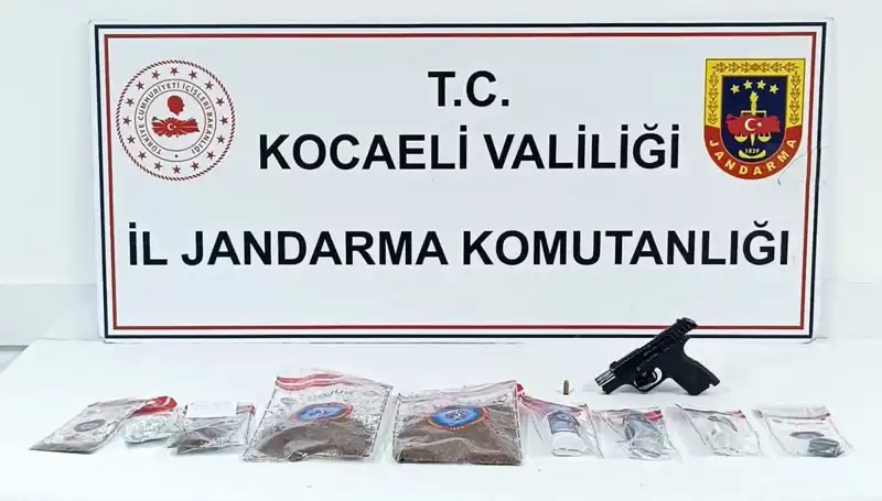 Kocaeli'de Uyuşturucu Operasyonu: 15 Kilo Narkotik Ele Geçirildi