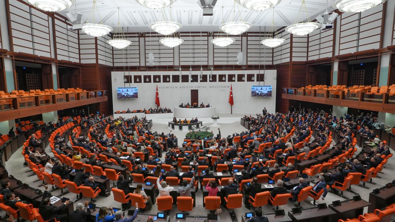 TBMM'de yoğun gündem devam ediyor