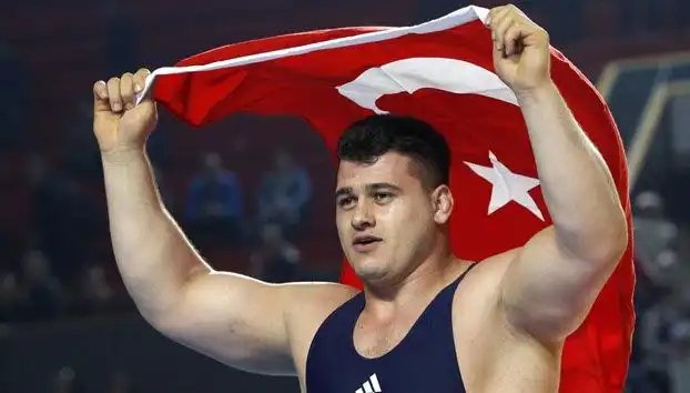 Milli Güreşçi Rıza Kayaalp’e Şok Cezası: 4 Yıl Men Kararı