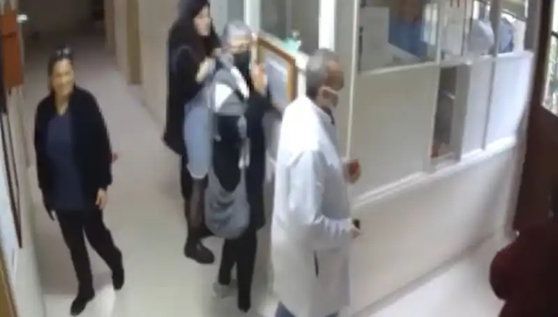 Üsküdar'da Doktora Cumhurbaşkanına Hakaretten Hapis İstemiyle Suçlama Geldi