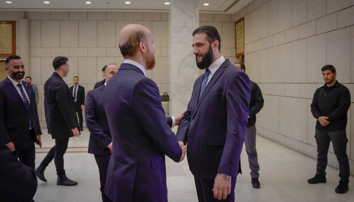 Bilal Erdoğan Öncülüğünde Türk Heyeti Emevi Cami'de Gaziantep Halıları Sergiledi