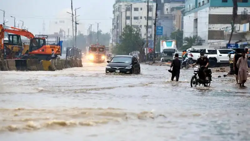 Pakistan'daki Muson Yağmurları Felaketi: Ölü Sayısı 785’e Yükseldi, Yok Olma Tehlikesi Yaşanıyor