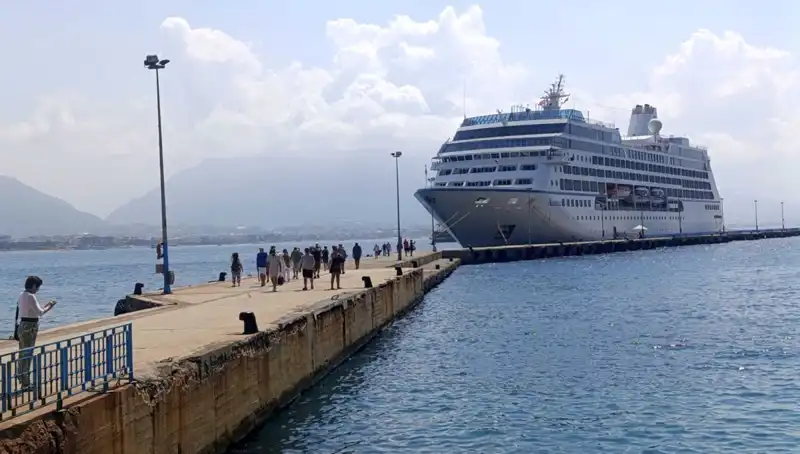 Alanya’ya Gelen ABD'li Turistlerin Kruvaziyer Yolculuğu: Eşsiz Bir Deneyim