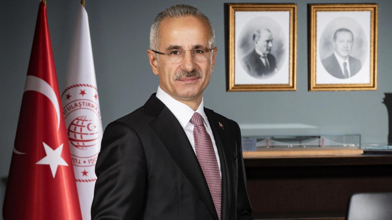 Bakan Uraloğlu: Ailece Seyahat Edene Özel İndirim Üzerinde Çalışıyoruz