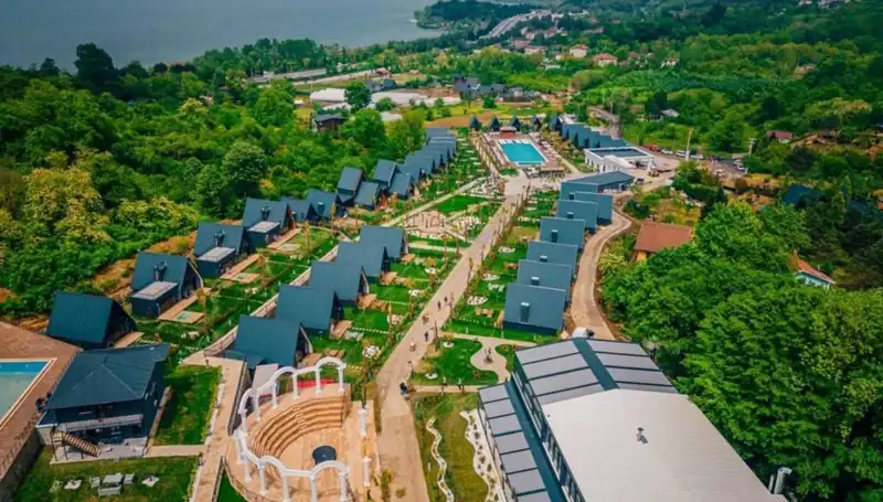 Bungalovlarda Gizli Kamera Kontrolü: Yurt Dışından Getirilen Cihazlarla Denetim Başlıyor