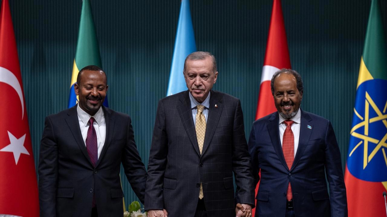 Somali-Etiyopya Gerginliği Türkiye'nin Aracılığıyla Çözüldü