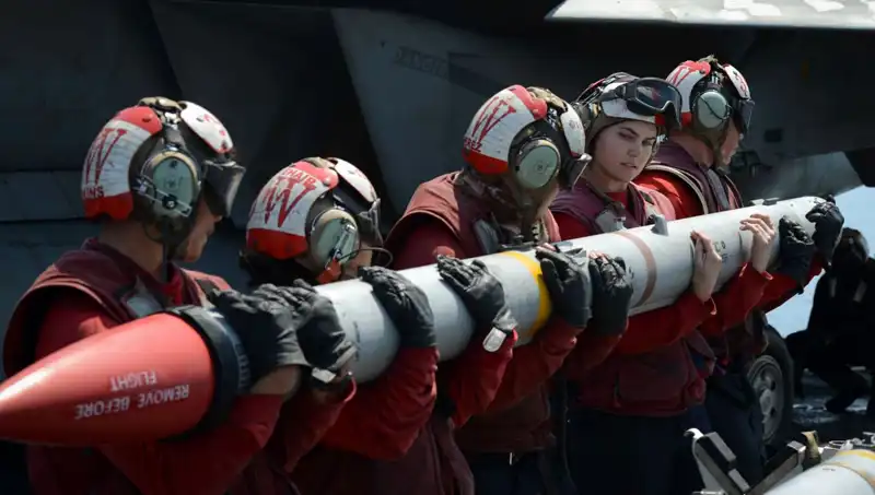 Amerikan Füzeleri Suudi Arabistan'a İlerliyor: Güvenlik ve Strateji Üzerine Yeni Gelişmeler